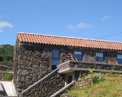 Koko talo/asunto Casas de Lava (Lajes de Pico, Portugali)