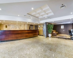 Khách sạn Monte Carlo Inn Airport Suites (Mississauga, Canada)