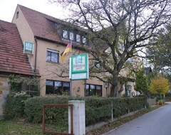 Khách sạn Grüner Baum (Lauf, Đức)
