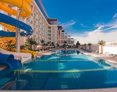 Hotel Elegance Resort Spa & Wellness-Aqua (Yalova, Turkey)