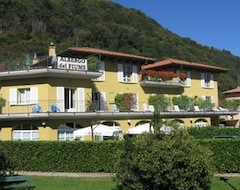 Hotel Del Fiume (Cannobio, İtalya)