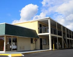 Hotelli Churchland Budget Lodge (Chesapeake, Amerikan Yhdysvallat)