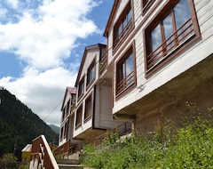 Pervanoglu Dinlenme Tesisi Motel (Trabzon, Türkiye)