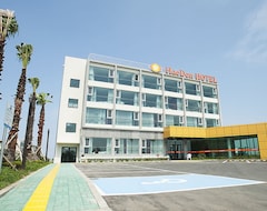 Hotel Bedradio Dodubong (Jeju-si, South Korea)