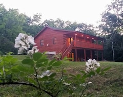 Toàn bộ căn nhà/căn hộ Timber Ridge... 5 Bed Log Cabin W/ Outdoor Hot Tub Jacuzzi (Harpers Ferry, Hoa Kỳ)