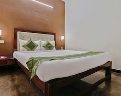 Hotel Itsy By Treebo - Prakasam Residency With Roadside View (Puducherry, India)