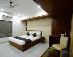 Hotel Crimson Park Residency - The Windtree (Silvassa, India)