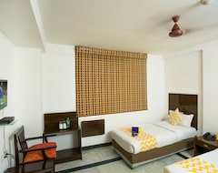 Khách sạn Grand Tiara Hotel (Chennai, Ấn Độ)