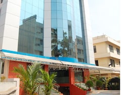 Hotel OYO 4055 SM Regency (Kochi, Indija)