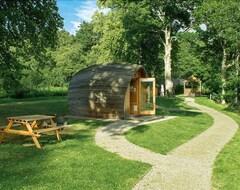 Entire House / Apartment Loch Ness Glamping (Inverness, United Kingdom)