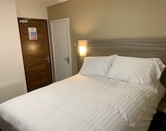 De Regency Style Hotel (Redditch, Reino Unido)