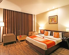 Hotel centrum (Roorkee, India)