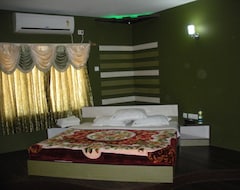 Hotel Sunshine (Baharampur, Indija)