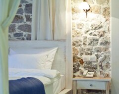 Khách sạn Small Hotel Capitano - Kamenari (Herceg Novi, Montenegro)