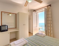 Khách sạn Camera con Vista Mare-Blu Panoramic (Sirolo, Ý)