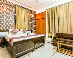Hotel Collection O Hari Villa Near ISKCON Temple Noida (Noida, Indija)