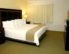 Khách sạn Quinta Dorada Hotel & Suites (Saltillo, Mexico)