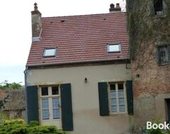 Toàn bộ căn nhà/căn hộ House Champbonnet (Dompierre-sur-Besbre, Pháp)