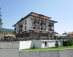 Khách sạn Eleni Palace (Elena, Bun-ga-ri)