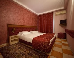 Hotelli Complex Hotelier Iris-Mimoza (Jupiter, Romania)