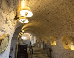 Otel Masseria Serritella (Castellana Grotte, İtalya)