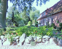 Khách sạn Idyllic Located Holiday Farmyard, Ideal For Hiking (Walsrode, Đức)