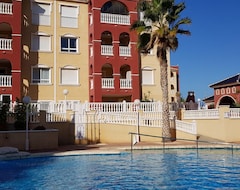 Hele huset/lejligheden Newly Listed - Spacious 3 Bed 2 Bathroom Apartment Overlooking The Pool (Los Alcazares, Spanien)