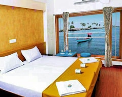 Hotel Cathey Pacific Cruise (Alappuzha, Indien)