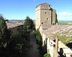 Otel Castello Del Poggiarello Di Stigliano (Sovicille, İtalya)