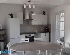 Cijela kuća/apartman La Bonne Tuile (Grignon, Francuska)