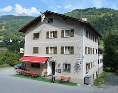 Hotelli Ustria Crusch Alva (Tavanasa, Sveitsi)