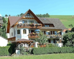Nhà trọ Pension Rose (Oberharmersbach, Đức)