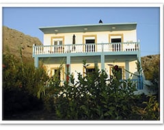 Khách sạn Hotel Dimitra Apartments (Archangelos, Hy Lạp)