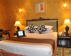 Khách sạn Golden Tulip Media Hotel (Dubai, Các tiểu vương quốc Ả Rập Thống Nhất)