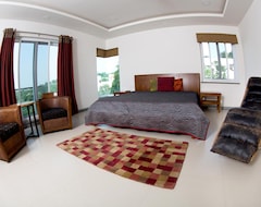 Hotel Concord Comfort Valley View (Hyderabad, Indija)
