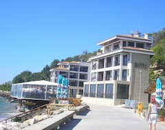 Khách sạn Hotel Regina Maria Spa (Balchik, Bun-ga-ri)