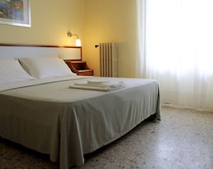 Khách sạn Hotel Sette Note (Silvi, Ý)