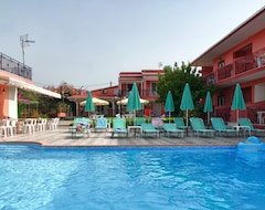 Hotel Studios Paradise (Svoronata, Grecia)