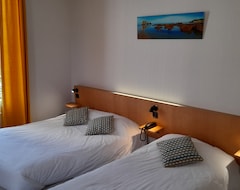 Contact Hotel de France (Saintes, Francuska)