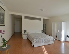 Pansion Marinali Rooms (Bassano del Grappa, Italija)