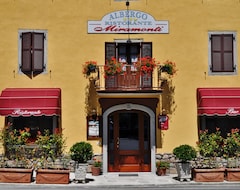 Khách sạn Miramonti (Comano, Ý)