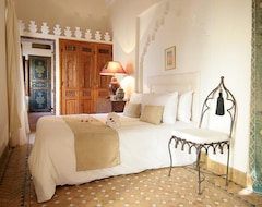 Khách sạn & Spa Riad Dar El Aila (Marrakech, Morocco)