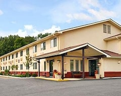 Hotel Super 8 By Wyndham Newburgh/West Point Stewart Intl Airport (Newburgh, Sjedinjene Američke Države)