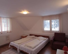 Koko talo/asunto Casa Moldovan (Gheorgheni, Romania)