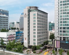 Hotel Atrium Jongno (Seoul, South Korea)