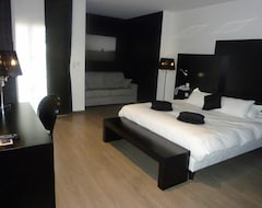 Hotel.com Rest. Lardoise (Bédée, France)