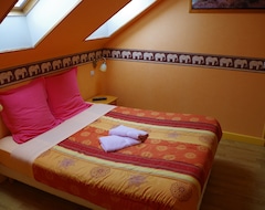 Bed & Breakfast Family DELCOUR (Mailly-Maillet, France)