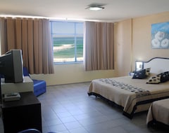 Hotel Malibu Palace (Cabo Frio, Brazil)