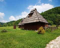 Otel Royal Village Kotromanićevo (Doboj, Bosna-Hersek)