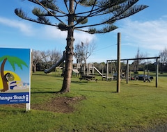 Kampiranje Tirohanga Beach Motor Camp (Opotiki, Novi Zeland)